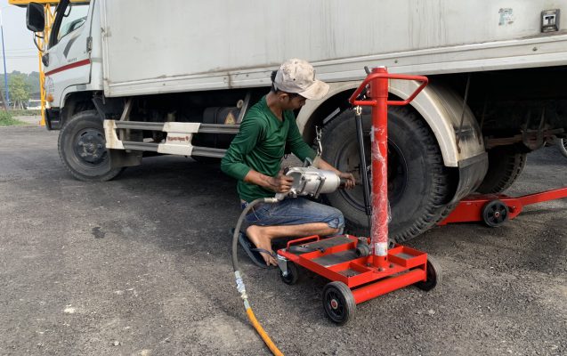 Sửa Ô Tô Lưu Động & Kích Bình Ô Tô Tại Hồ Chí Minh - Hoạt Động 24/24
